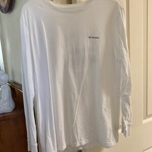 Women’s Columbia shirt, never worn